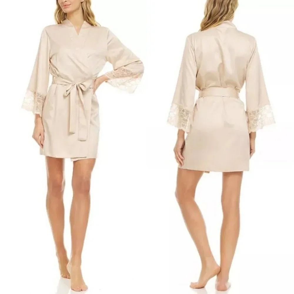 Anthropologie Flora Nikrooz Lace Robe Size XS NWT $78